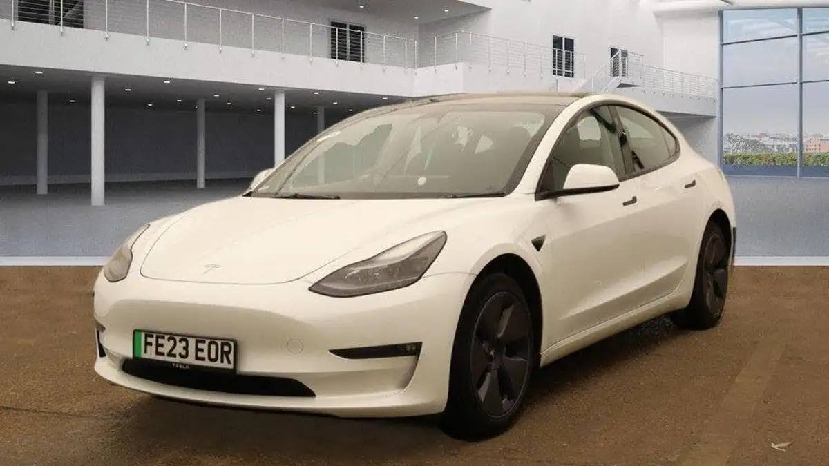 2023-tesla-model-3-e-rwd-long-range-big-3