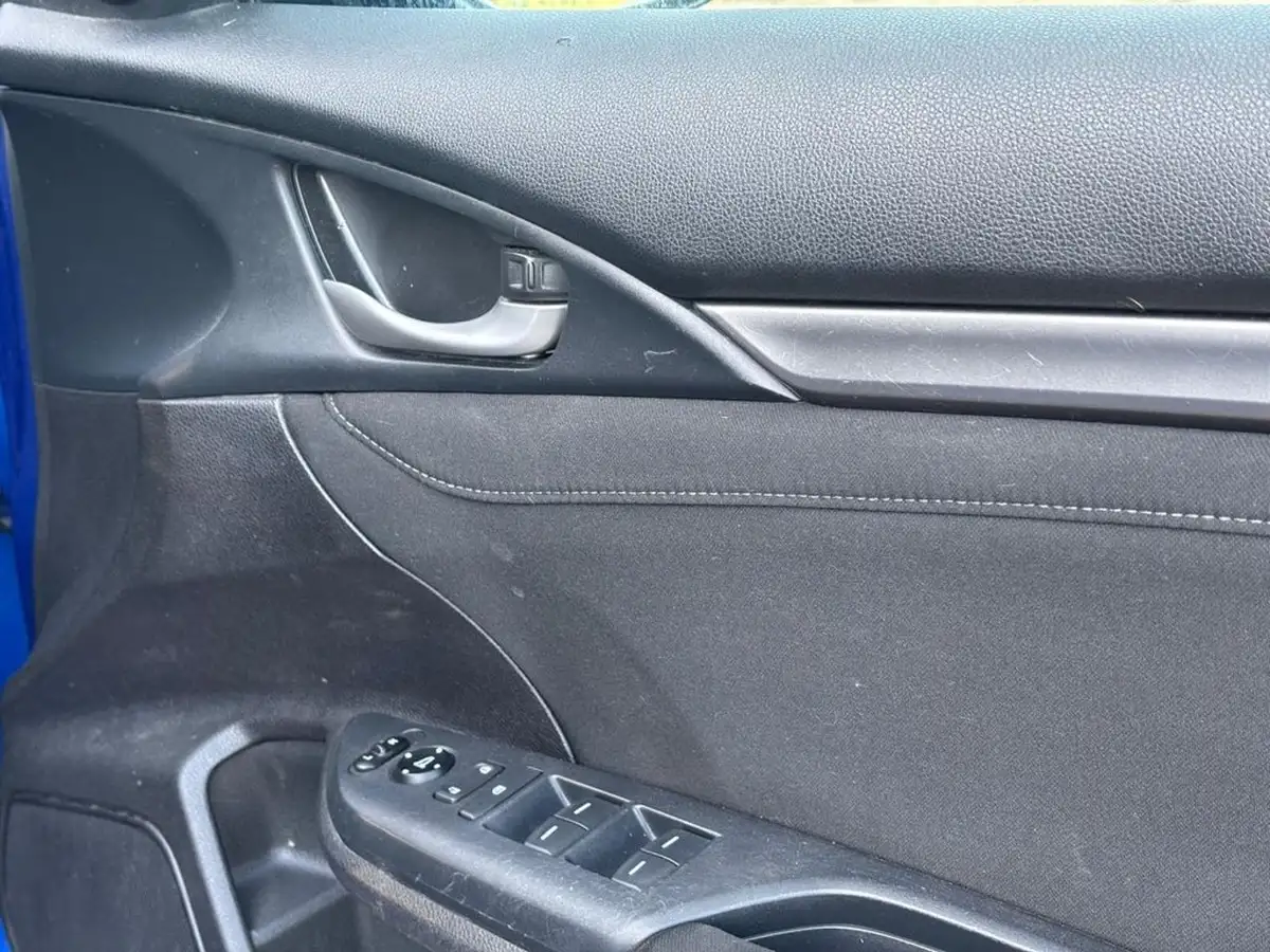 2020-honda-civic-10-vtec-turbo-se-hatchback-5d-big-28
