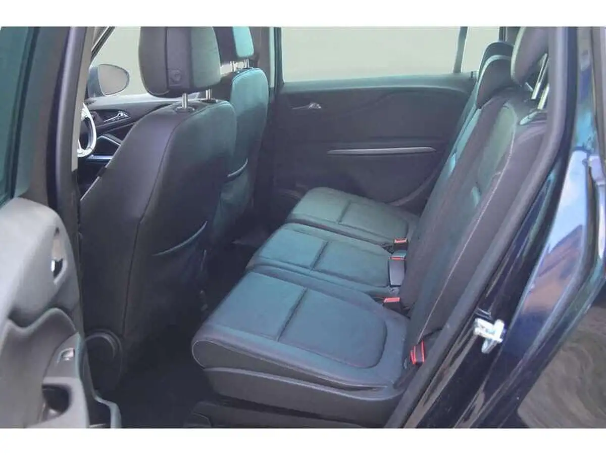 2017-vauxhall-zafira-tourer-14i-16v-turbo-sri-nav-auto-big-14