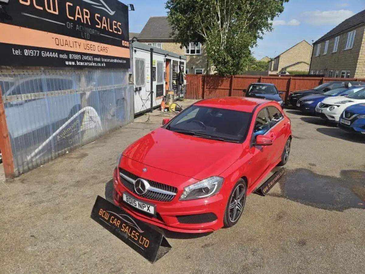 2015-mercedes-benz-a-class-20-a250-engineered-by-amg-211ps-4matic-big-2