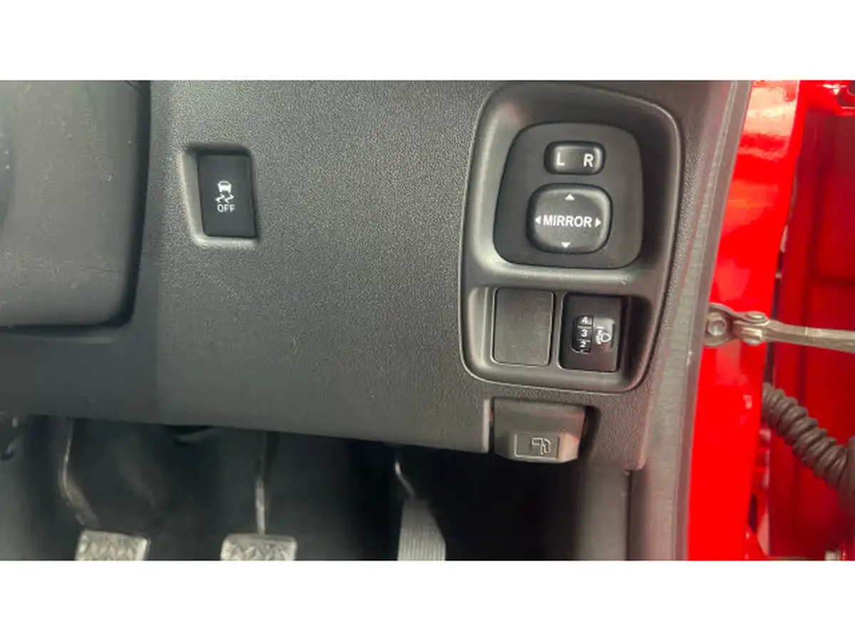 2019-toyota-aygo-10-vvt-i-x-play-big-31