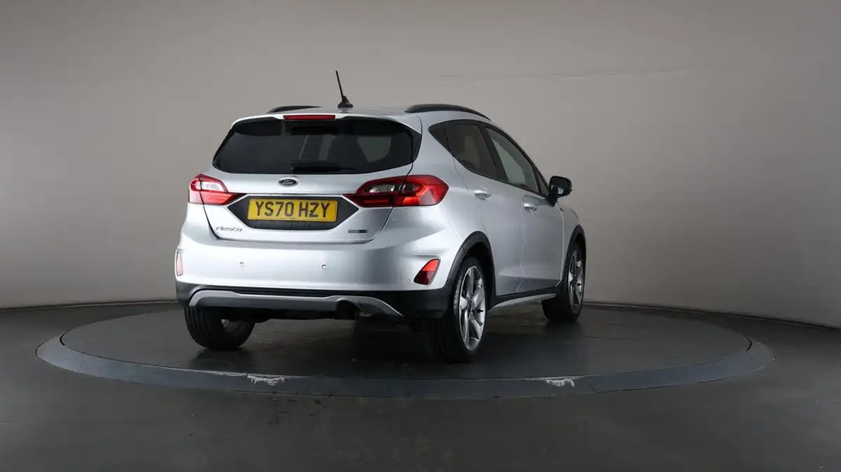 2020-ford-fiesta-big-71
