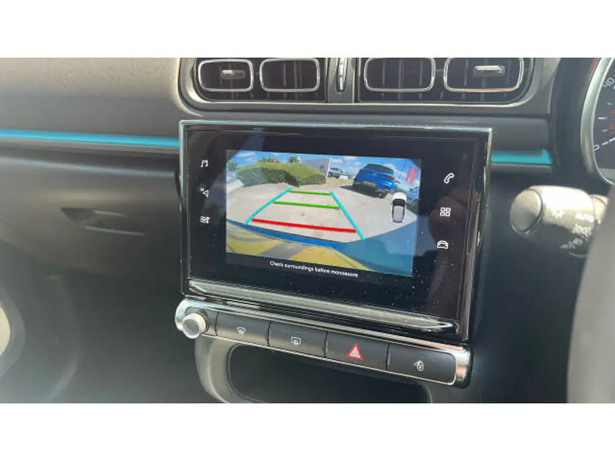 2023-citroen-c3-12-puretech-shine-plus-110ps-ss-eat6-big-23