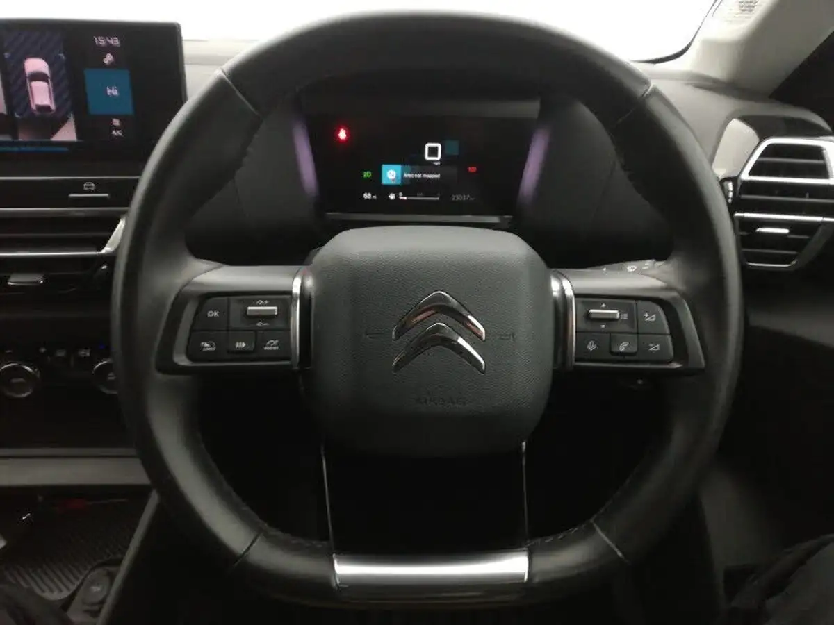 2022-citroen-c4-12-puretech-shine-130ps-big-10