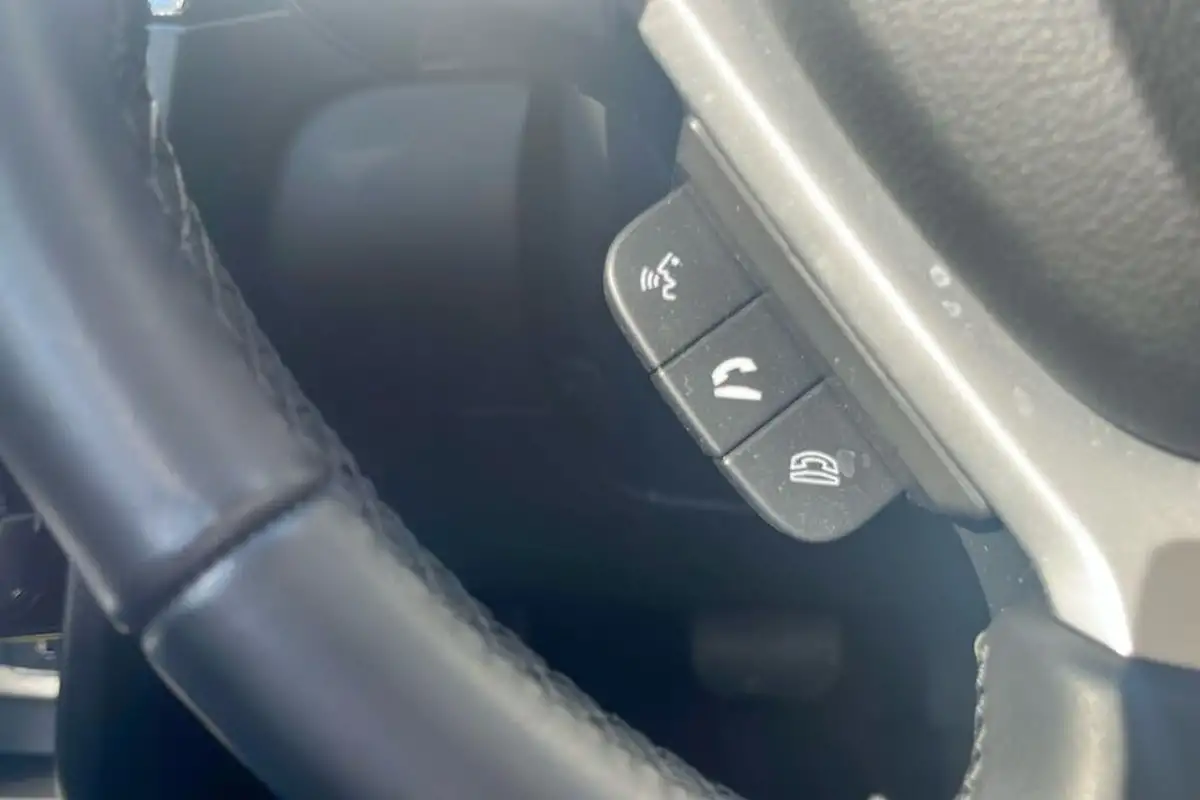 2023-suzuki-vitara-15-sz5-big-45
