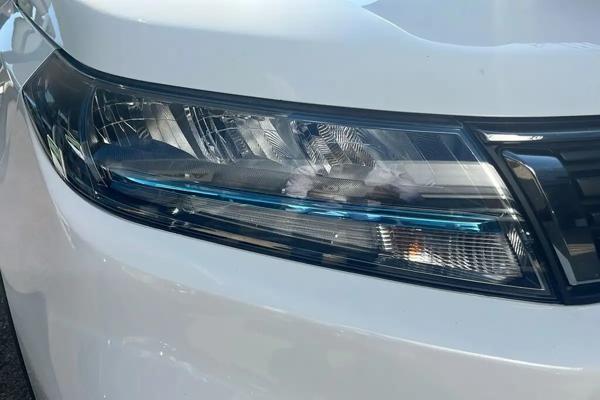 2023-suzuki-vitara-15-sz5-big-21