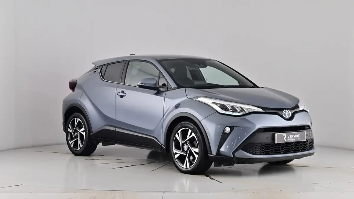 2022-toyota-c-hr-18-vvt-i-design-big-42