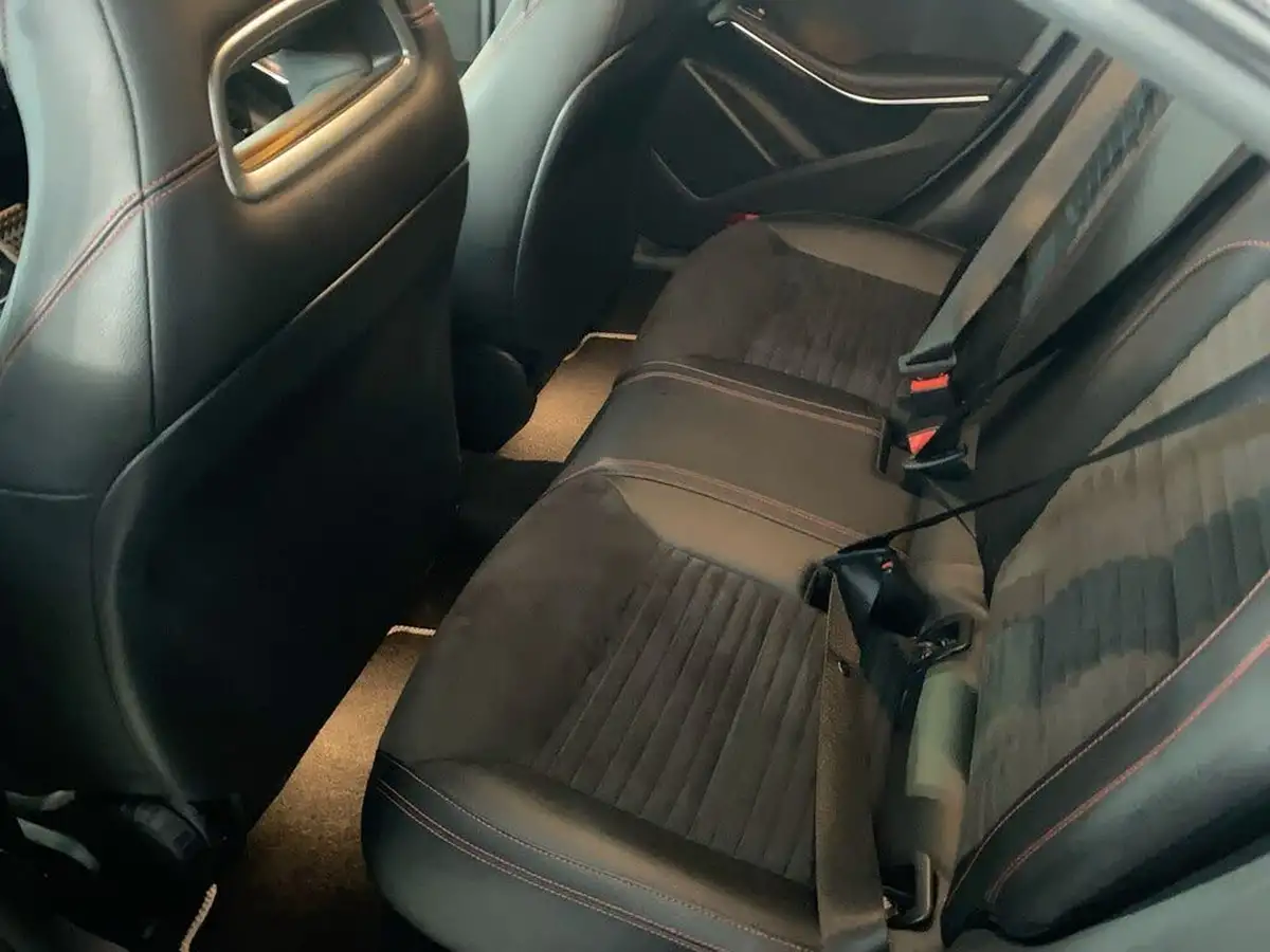 2018-mercedes-benz-cla-16-cla-180-amg-line-coupe-4d-7g-dct-big-17