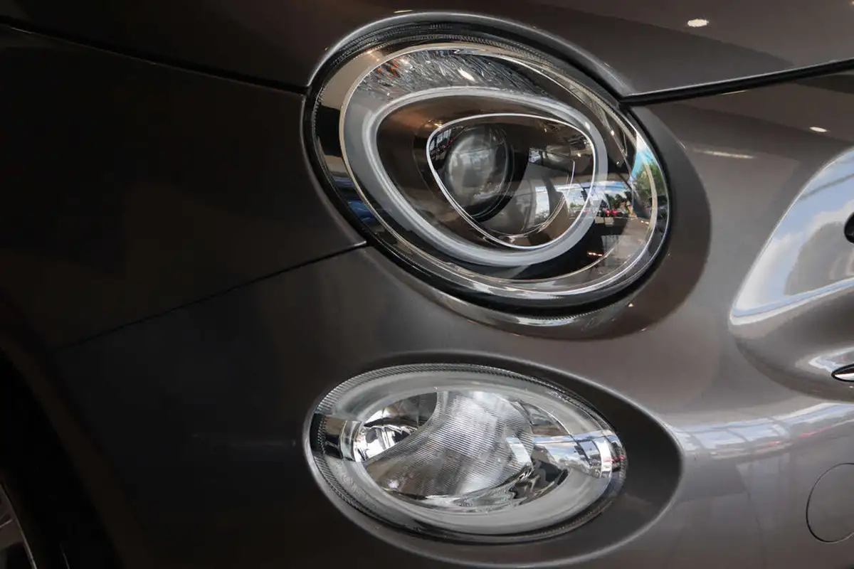 2019-fiat-500-12-lounge-ss-big-52