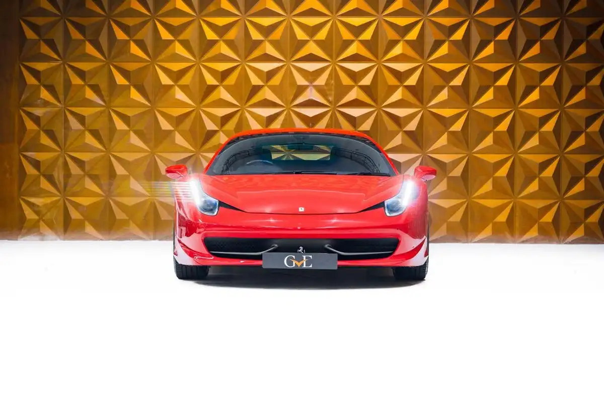 2012-ferrari-458-45-italia-big-2