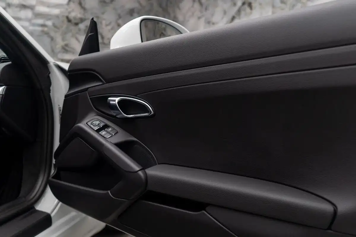2024-porsche-boxster-718-20-boxster-big-27