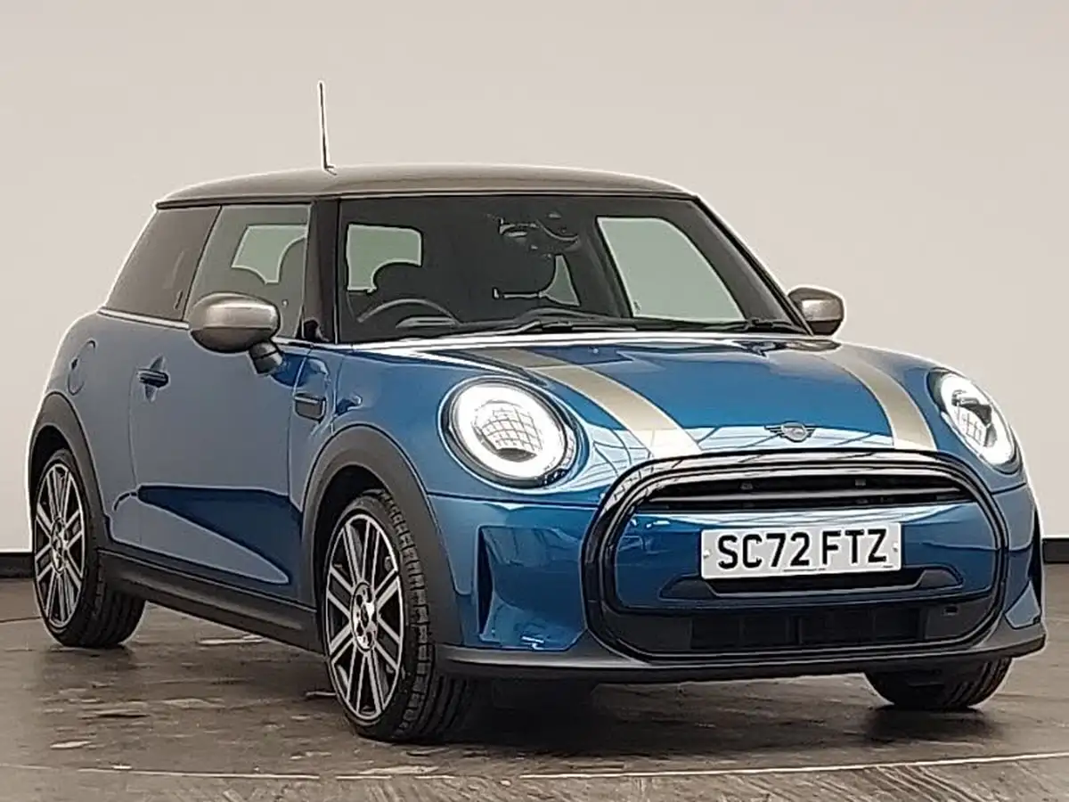 2022-mini-cooper-15-cooper-exclusive-premium-hatchback-3d-auto-big-0
