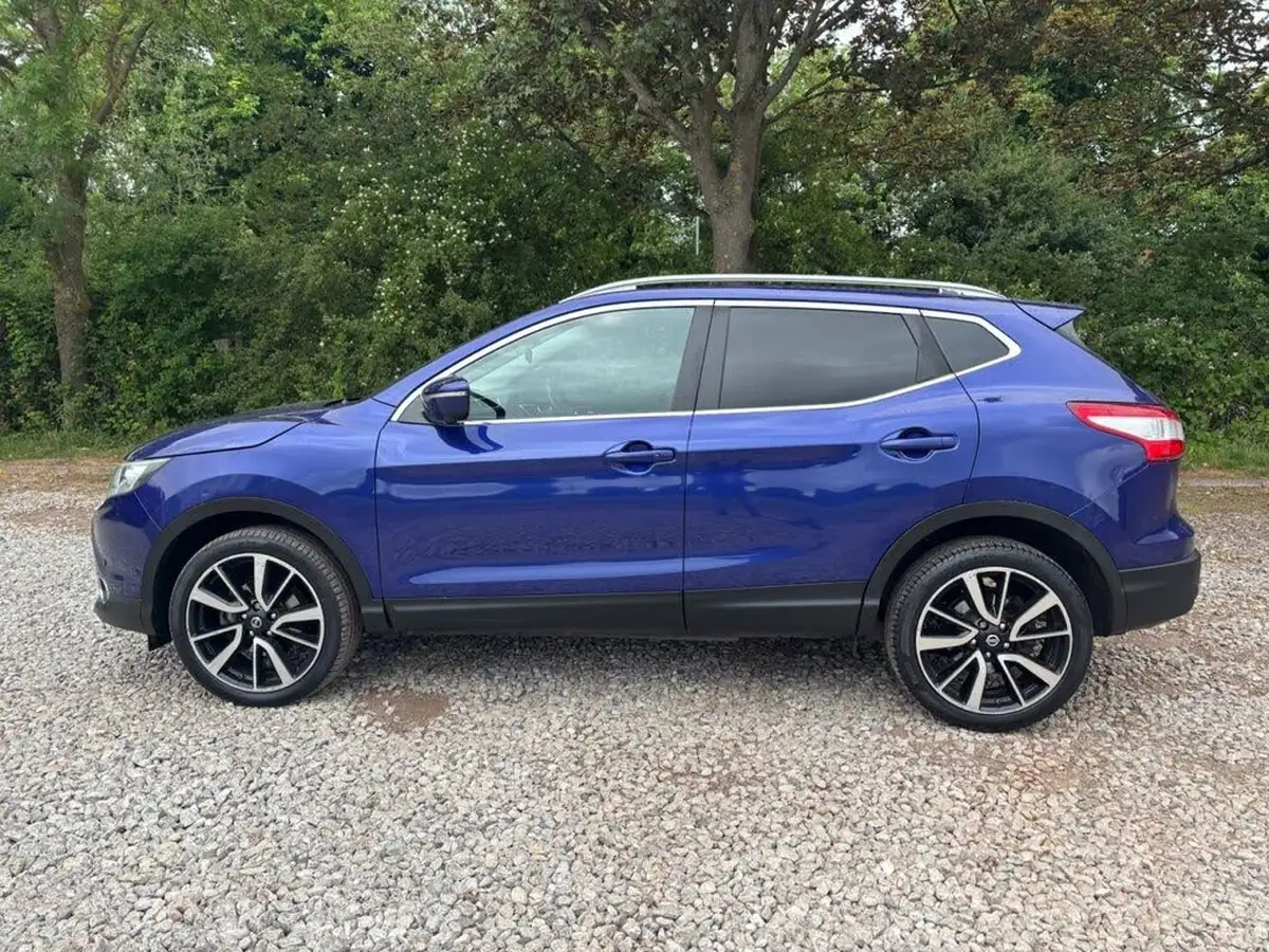2014-nissan-qashqai-16dci-tekna-big-9