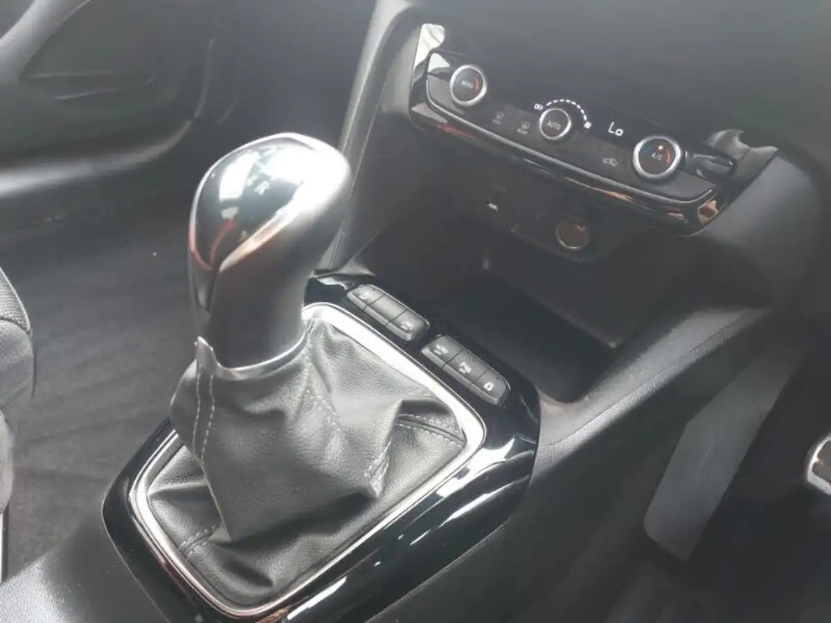 2022-vauxhall-corsa-12i-gs-line-big-15
