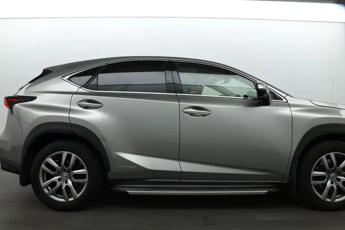2017-lexus-nx-300h-25-luxury-big-9