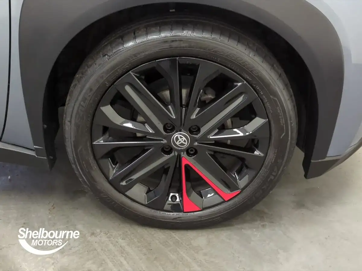 2024-toyota-aygo-x-10-vvt-i-undercover-cvt-big-5