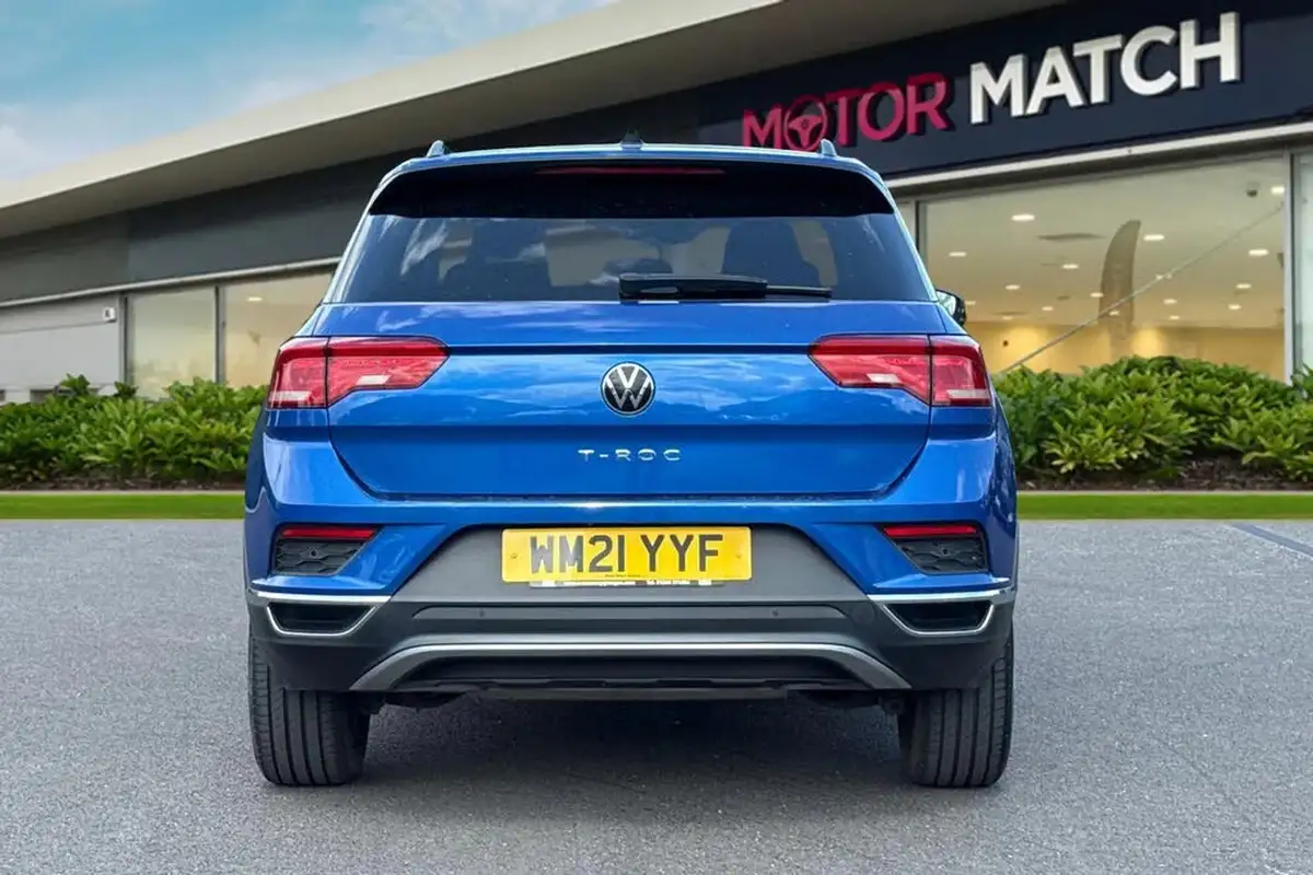 2021-volkswagen-t-roc-15-tsi-active-hatchback-5d-dsg-big-3