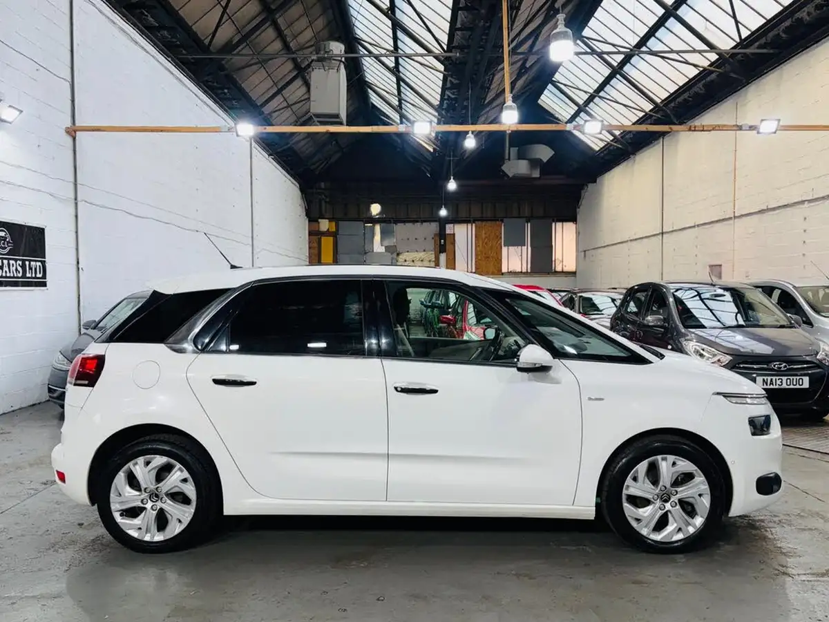 2014-citroen-c4-picasso-16e-hdi-exclusive-airdream-etg6-big-7