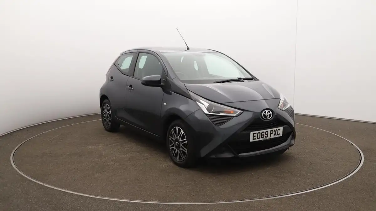 2019-toyota-aygo-10-vvt-i-x-play-tss-x-shift-big-42