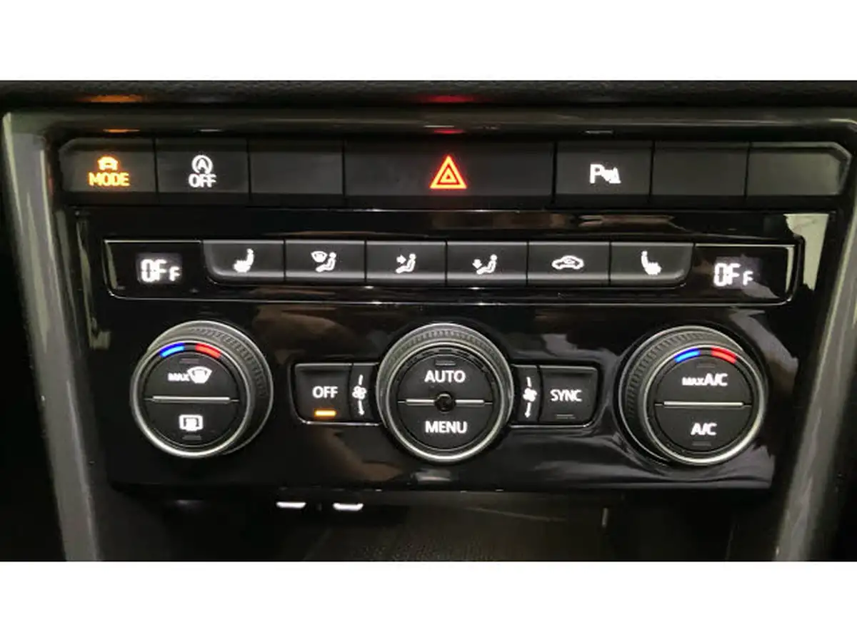2021-volkswagen-t-roc-20tdi-r-line-evo-dsg-big-12