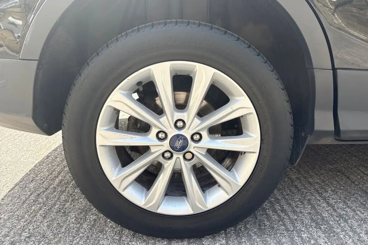 2016-ford-kuga-20tdci-titanium-150ps-big-13
