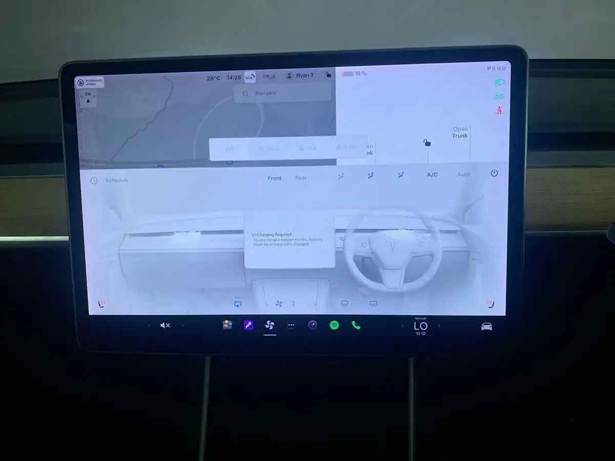 2020-tesla-model-3-e-standard-plus-big-32