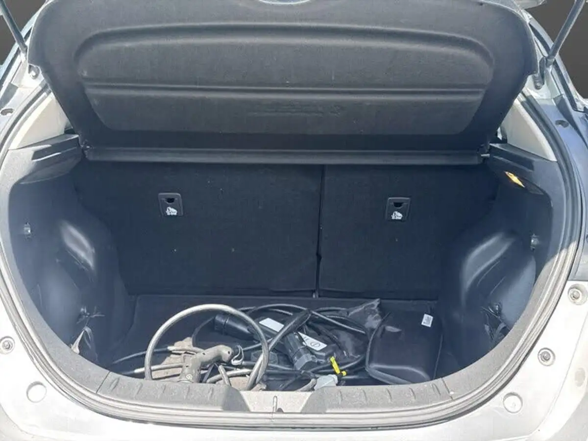 2022-nissan-leaf-e-acenta-big-15