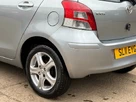 2011-toyota-yaris-133-tr-vvt-i-5d-mmt-small-24