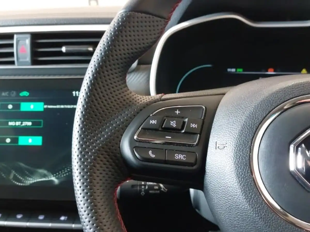 2024-mg-zs-suv-15-vti-tech-exclusive-big-15