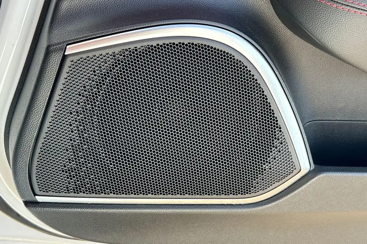 2021-alfa-romeo-giulia-20-veloce-276bhp-big-22