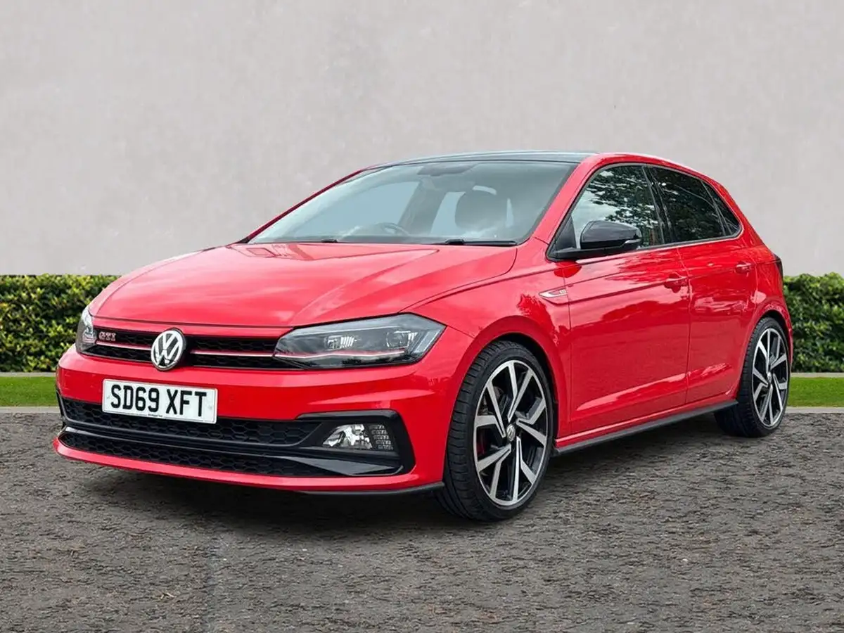 2019-volkswagen-polo-20-tsi-gti-big-6