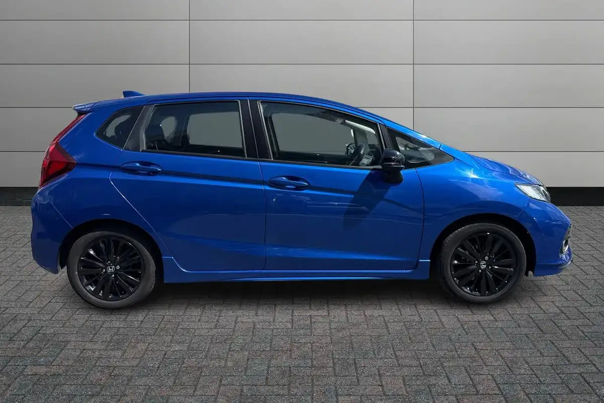 2018-honda-jazz-15-i-vtec-sport-big-4