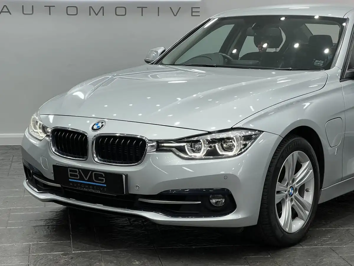 2017-bmw-3-series-20-330e-sport-big-14