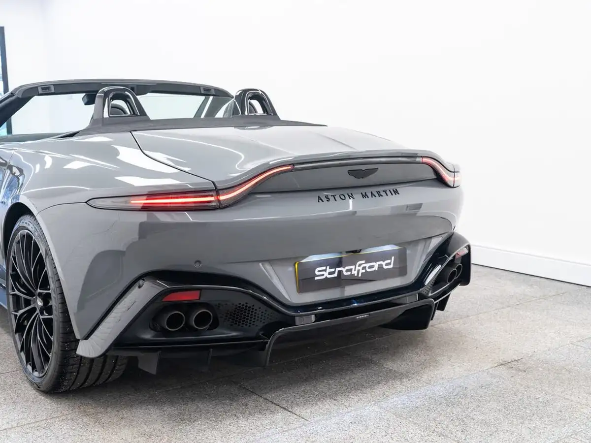 2023-aston-martin-vantage-40-v8-vantage-roadster-auto-big-15