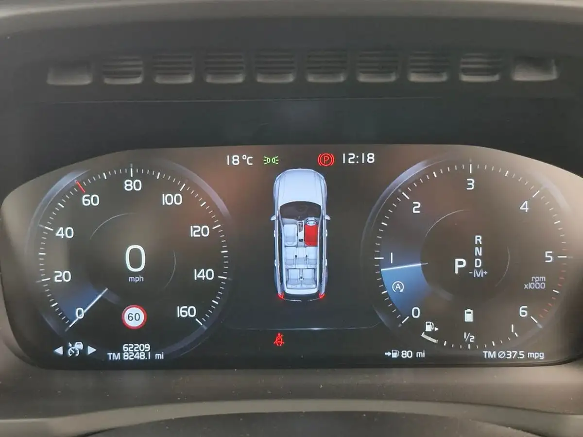 2020-volvo-xc90-20td-b5-momentum-big-26