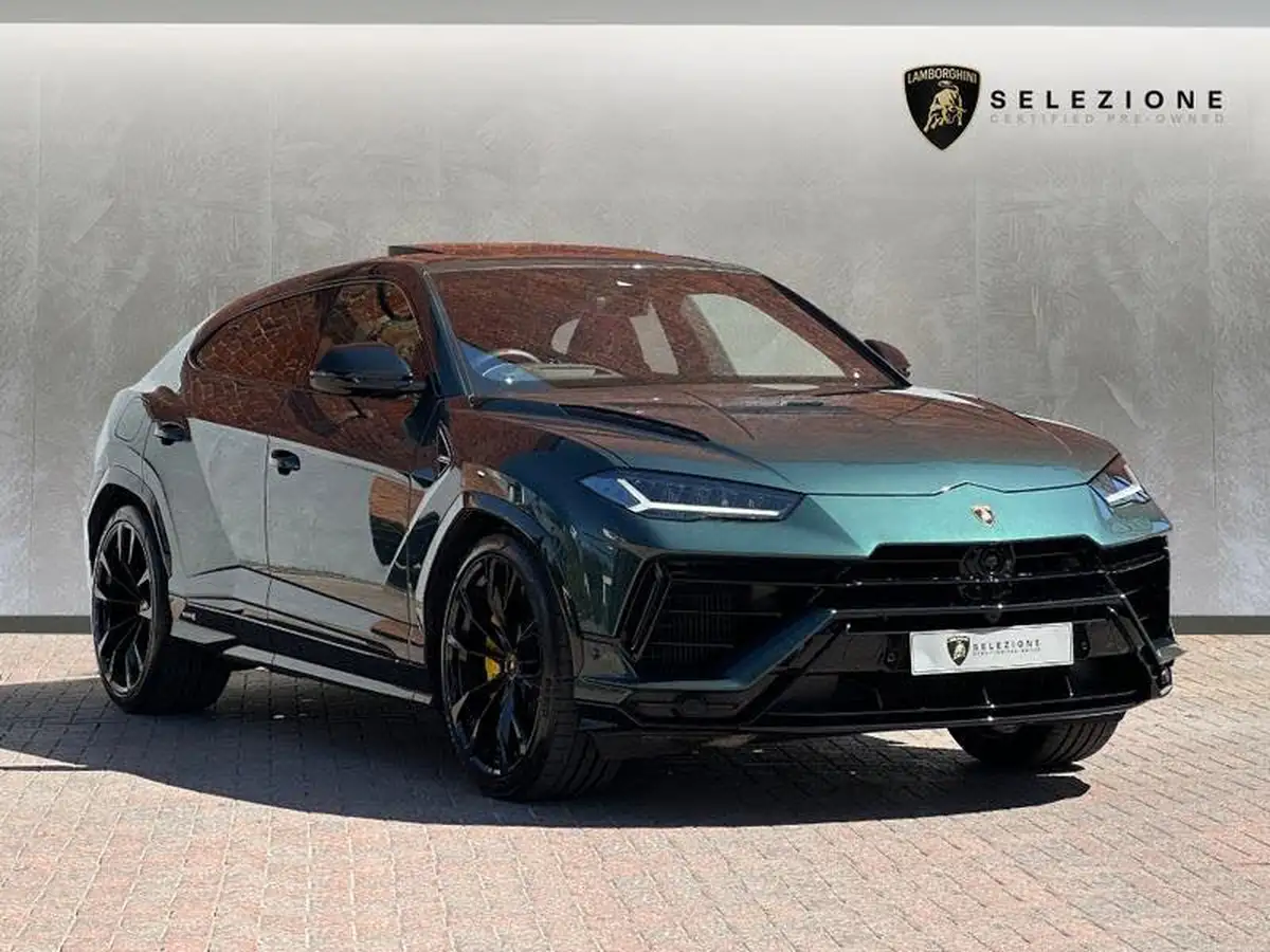 2023-lamborghini-urus-40-no-trim-big-0