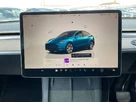 2022-tesla-model-y-e-long-range-small-19