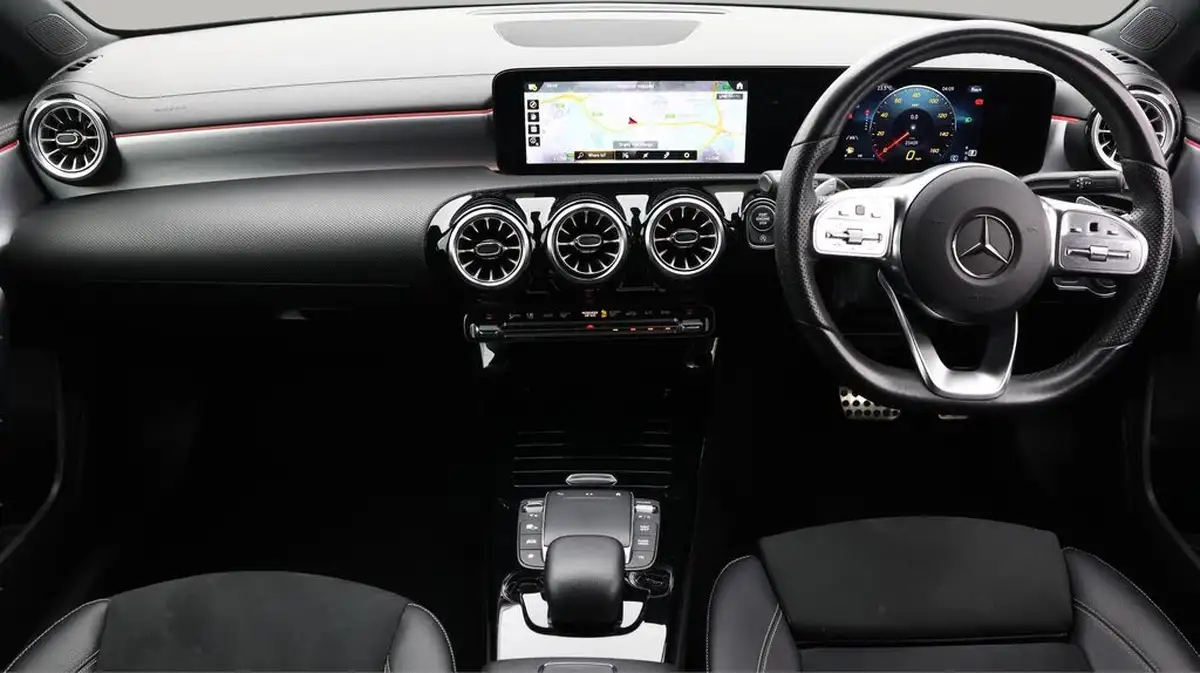 2022-mercedes-benz-a-class-13-a180-amg-line-executive-edition-hatchback-5d-7g-dct-big-13