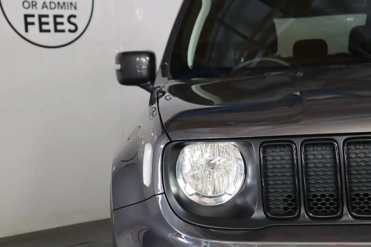 2021-jeep-renegade-10-gse-night-eagle-big-12