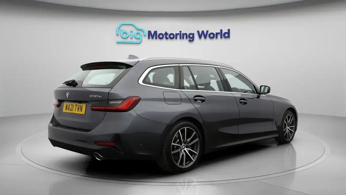 2021-bmw-3-series-20-330e-sport-pro-touring-5d-big-7