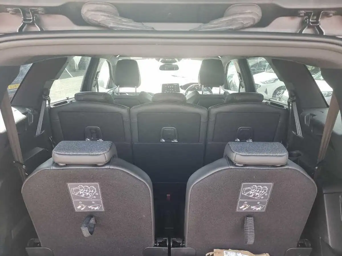 2020-peugeot-5008-suv-12-puretech-gt-line-eat8-big-11