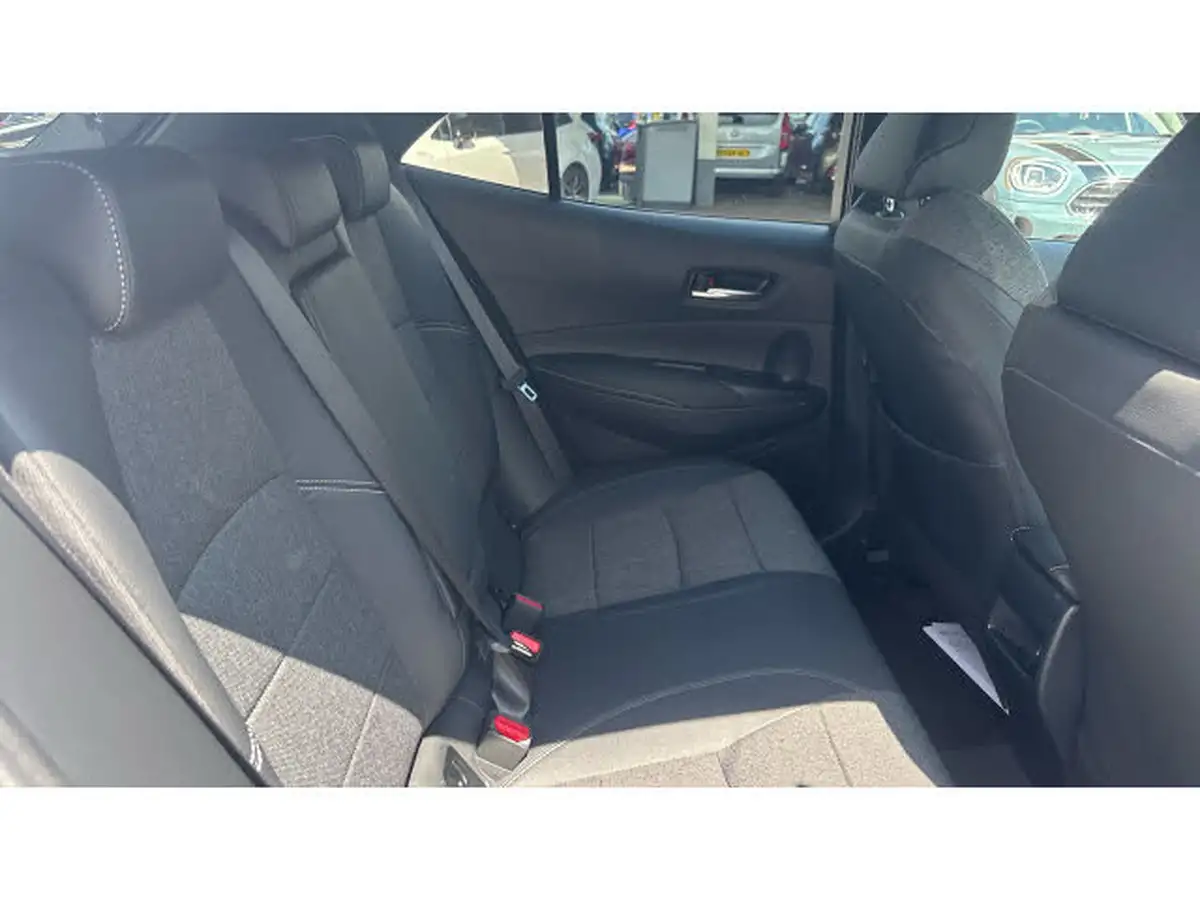 2021-toyota-corolla-18-vvt-i-design-spare-wheel-hatchback-5d-big-11