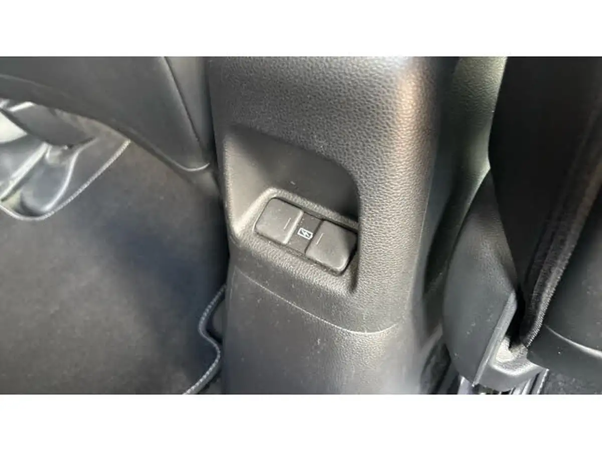 2020-honda-jazz-15-i-mmd-ex-big-23