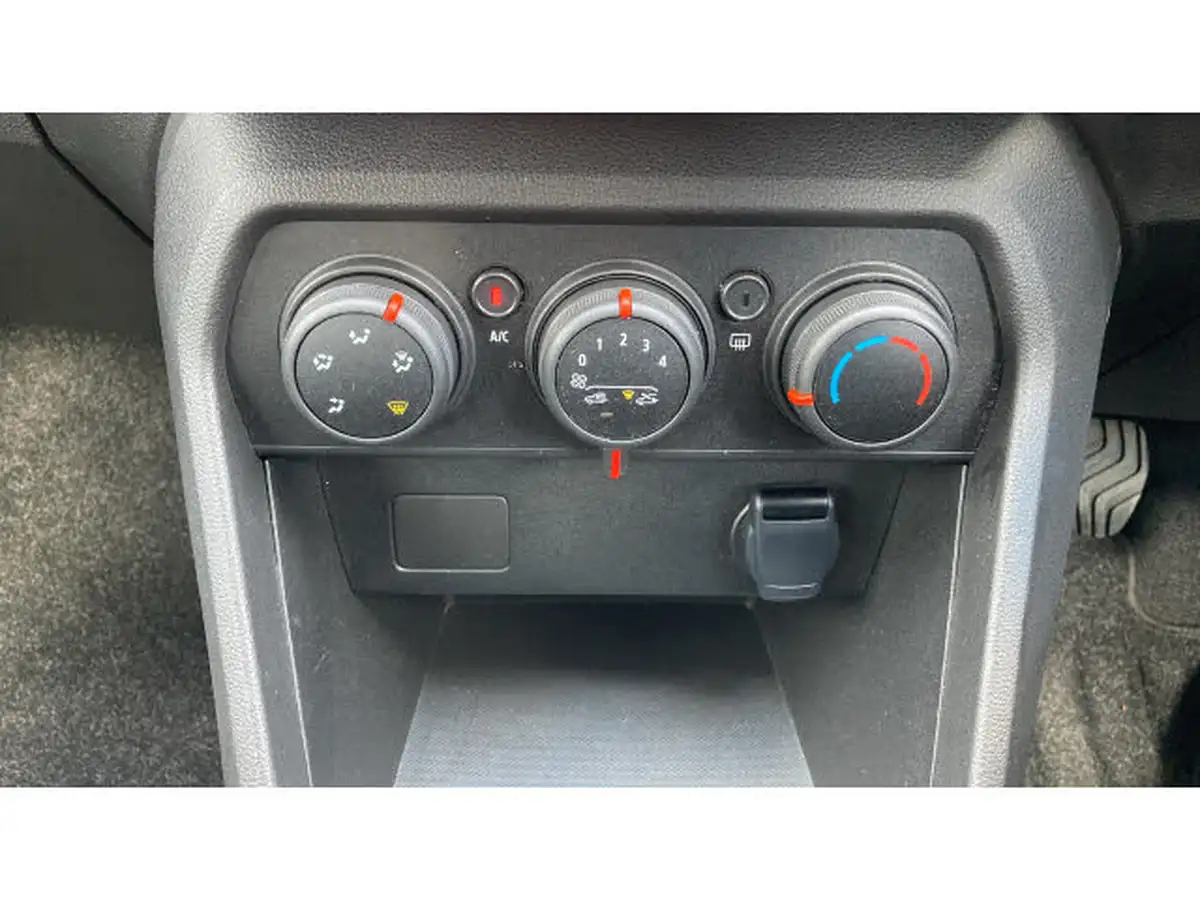 2023-dacia-sandero-stepway-10-tce-expression-90bhp-big-38