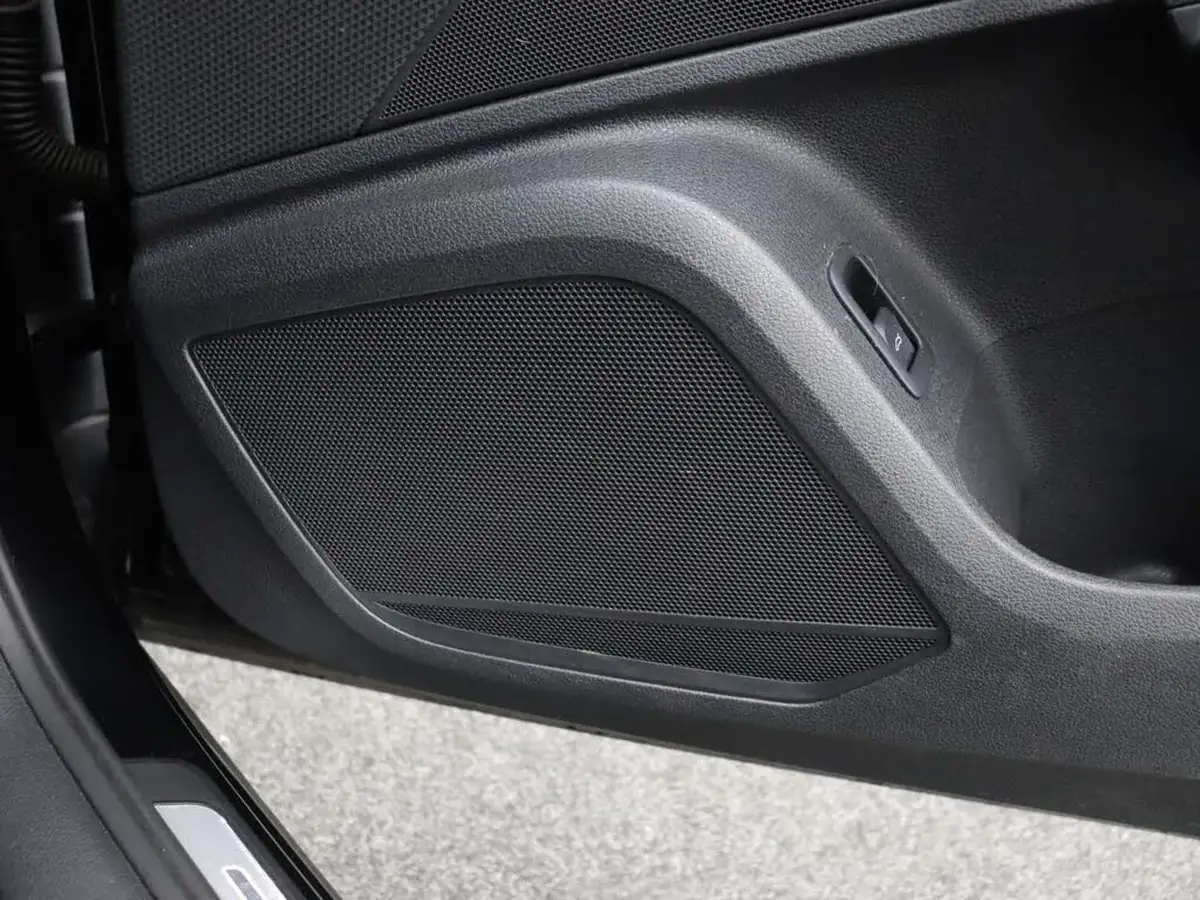 2021-audi-q2-15-35-tfsi-s-line-big-33