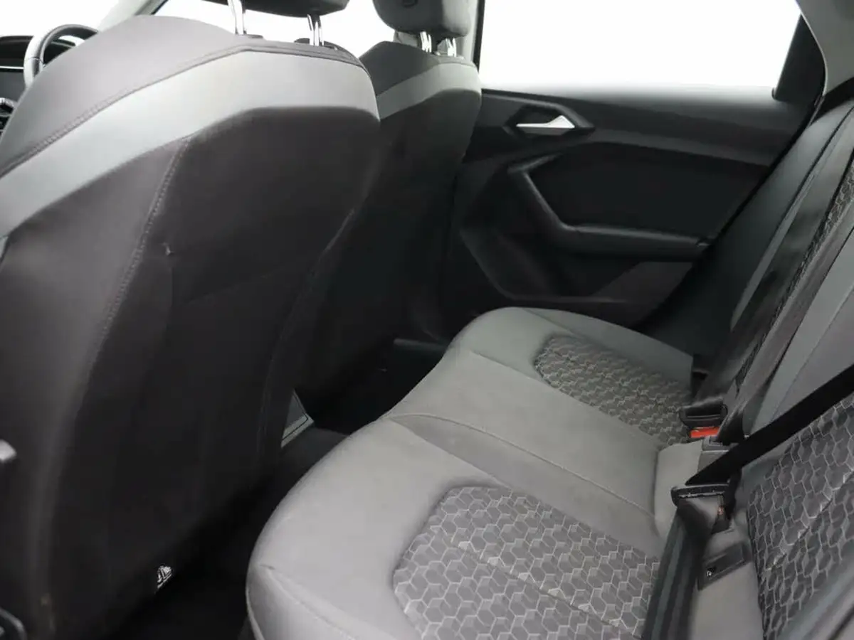 2019-audi-a1-10-30-tfsi-sport-ss-s-tronic-big-12