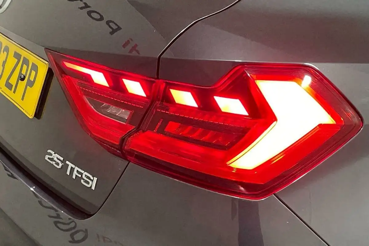 2023-audi-a1-10-25-tfsi-sport-big-16