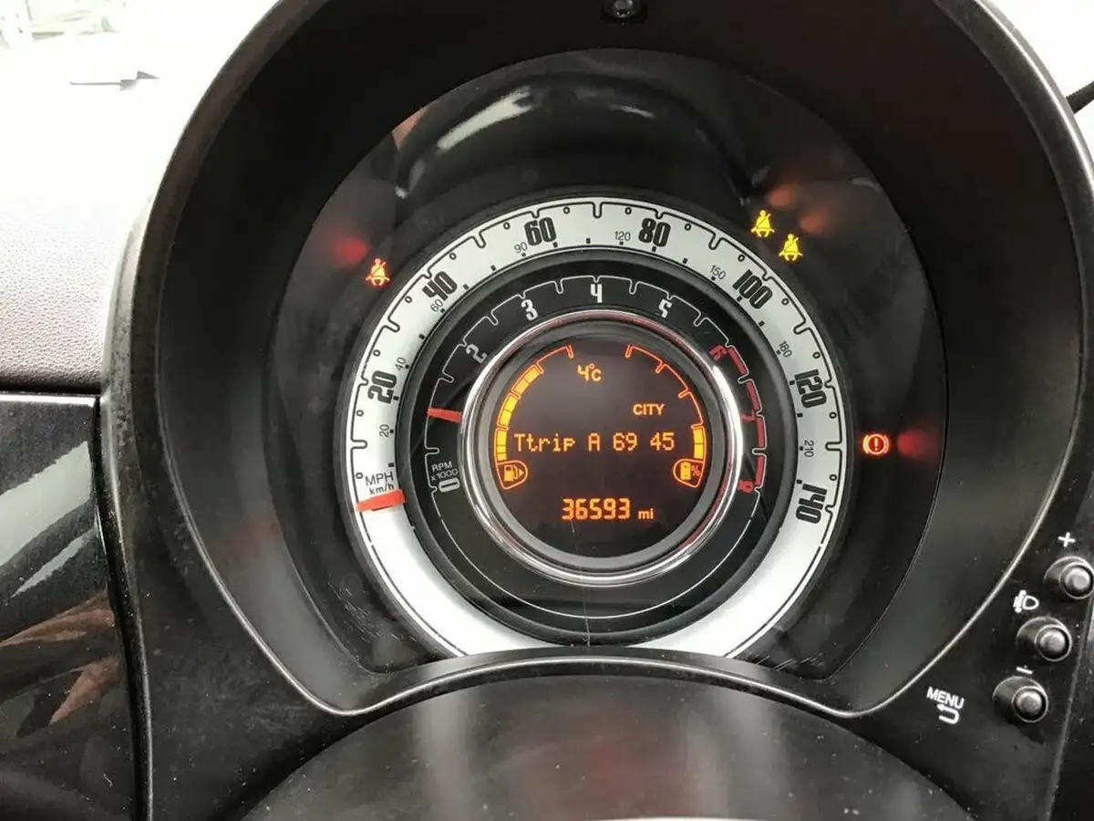 2022-fiat-500-10-dolcevita-big-18