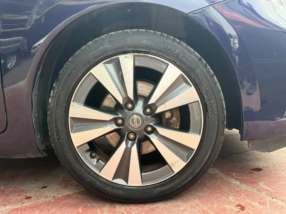 2015-nissan-pulsar-12-n-tec-xtronic-big-11