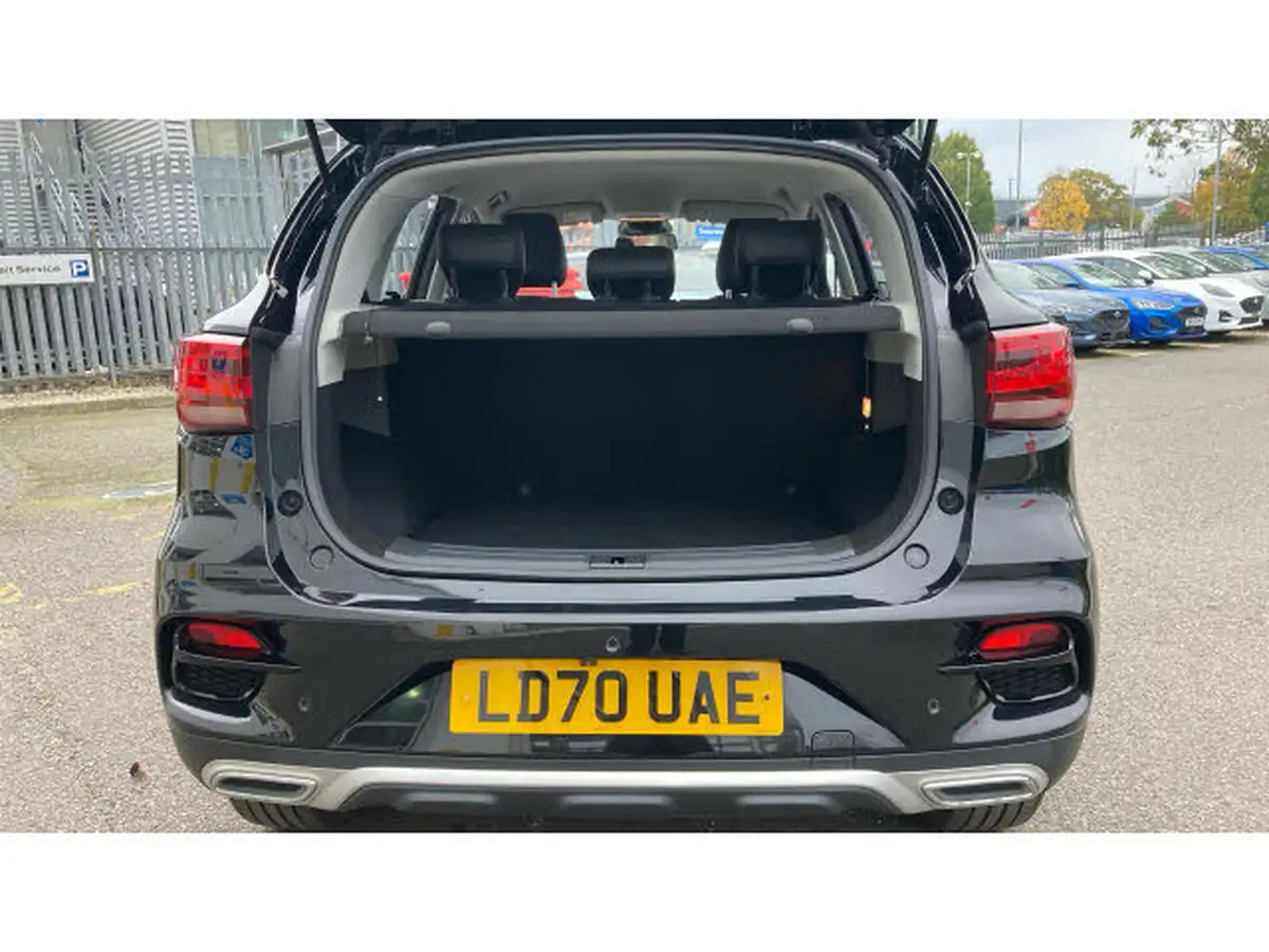 2020-mg-zs-suv-10t-gdi-exclusive-111ps-big-3